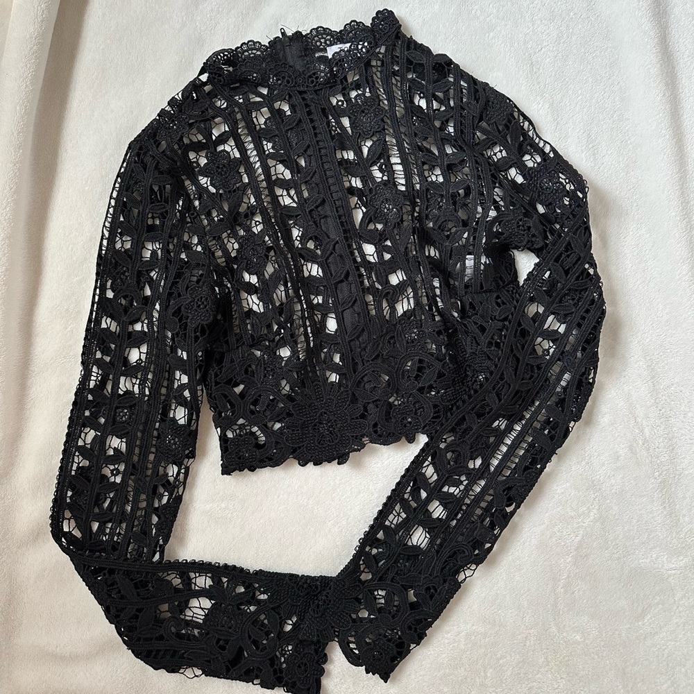 TOBI Lace Top